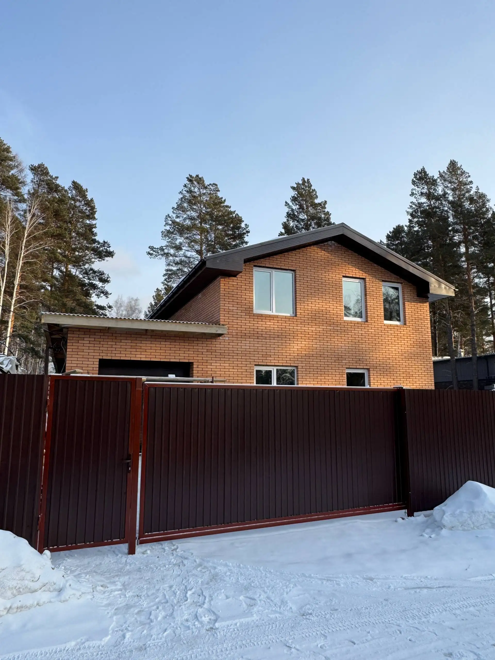 Продам 2-этажный дом 137 м² с гаражом, баней и террасой в ДНТ «Жемчужина» - Дома (Недвижимость) в Неизвестно