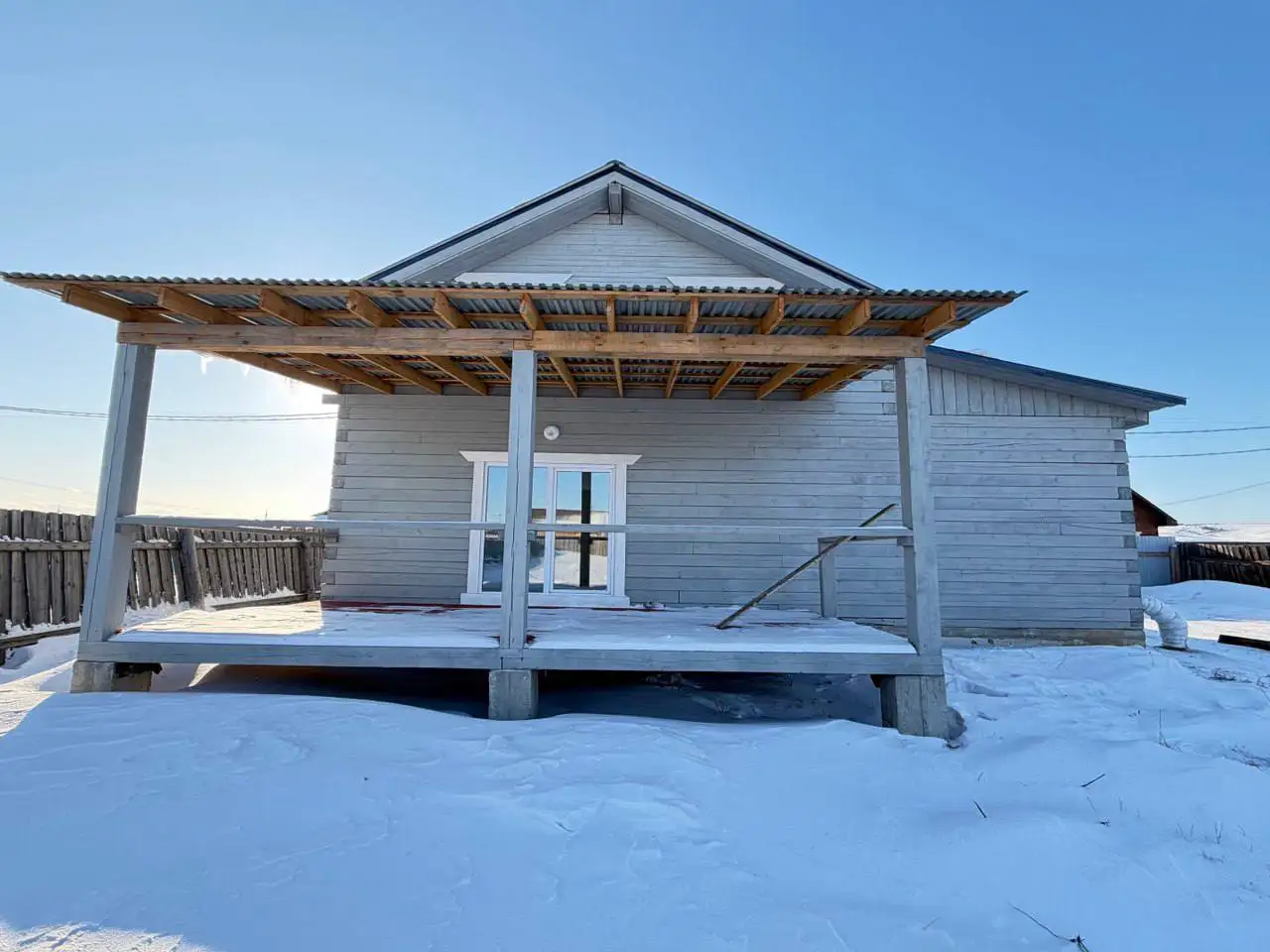 Продается дом 200м3 Урик с баней и участком 14 соток - Дома (Недвижимость) в Урик