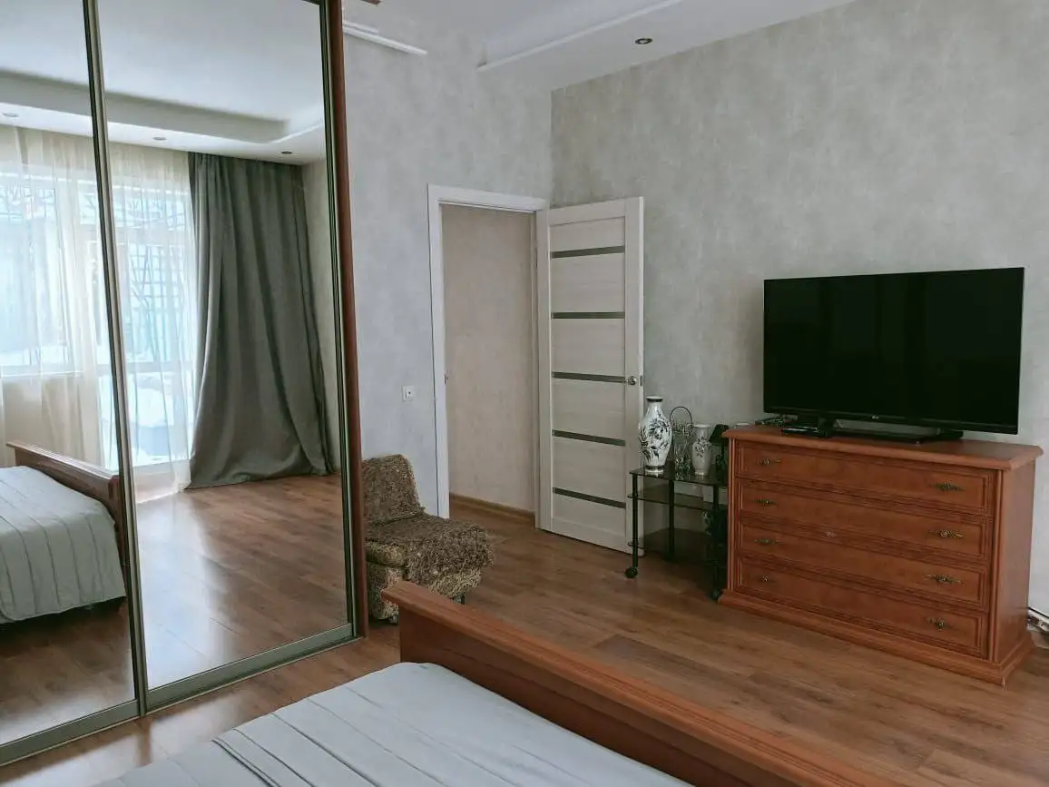 Продажа евро двухкомнатной квартиры с патио в мкр. Ершовский - Квартиры (Недвижимость) в Ершовский