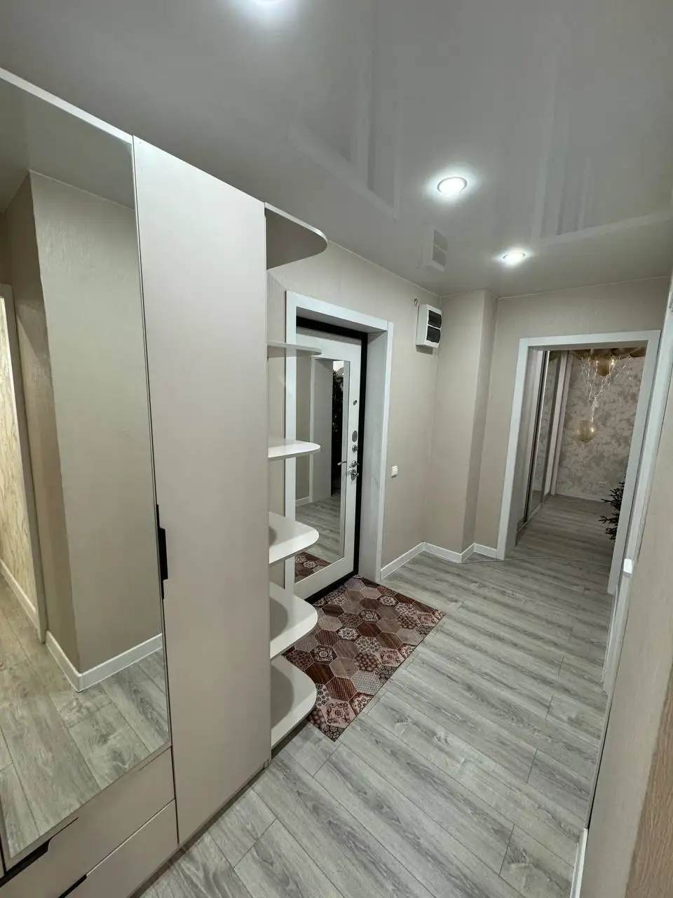 Продается 2 комнатная квартира на ул.Марии Цукановой - Квартиры (Недвижимость) в Неизвестно