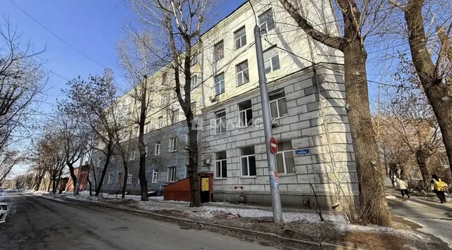 Продажа квартиры в центре Иркутска - Дома, дачи, коттеджи в Иркутск