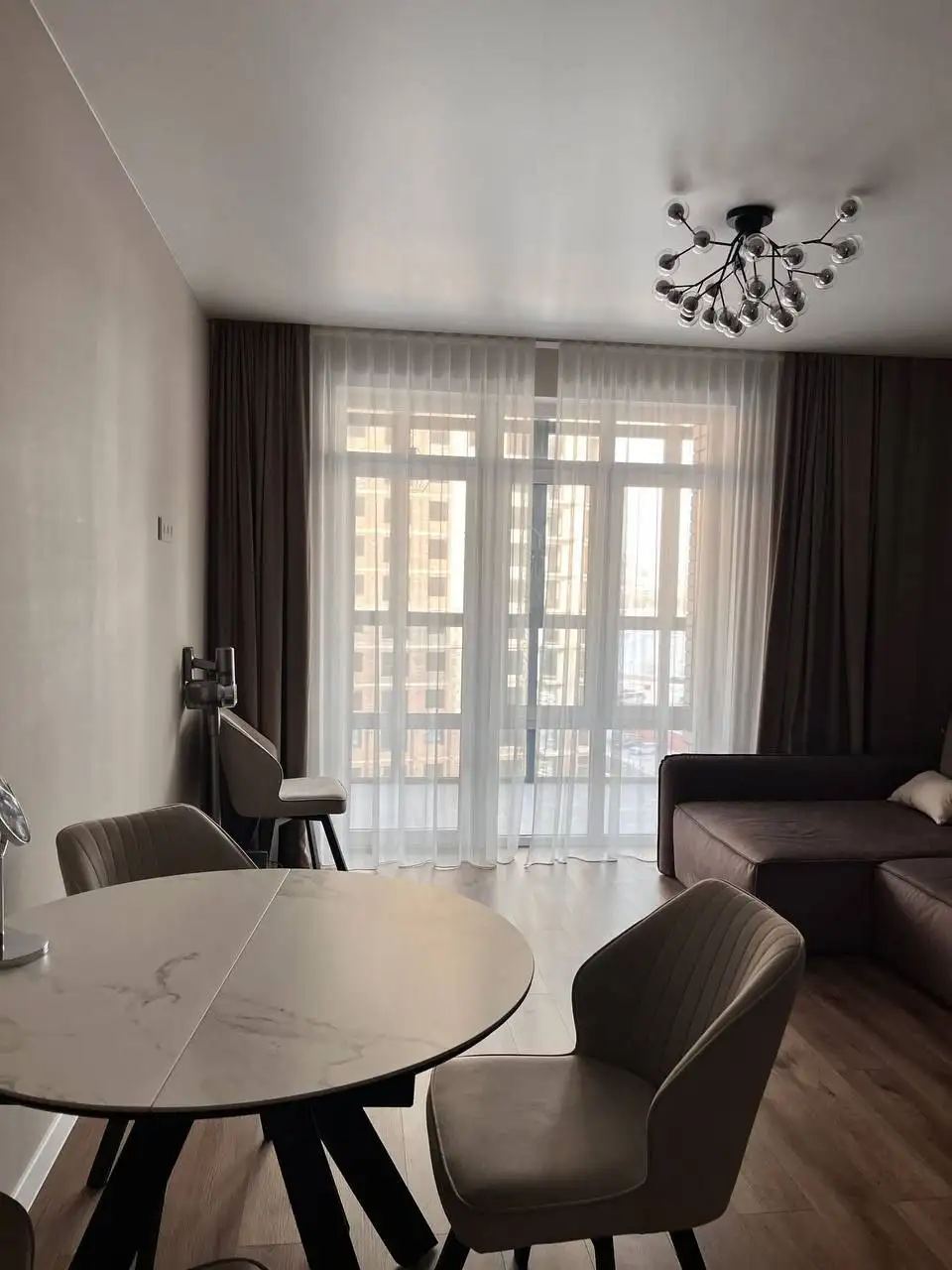 Квартира с парковкой в ЖК 'Сибиряков' бизнес-класса - Квартиры (Недвижимость) в Неизвестно