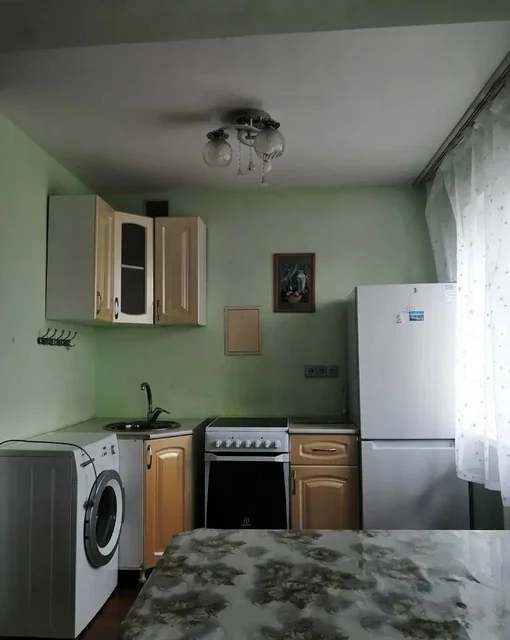 Сдам 2-комнатную квартиру на Байкальской 178 в Иркутске - Дом в Иркутск