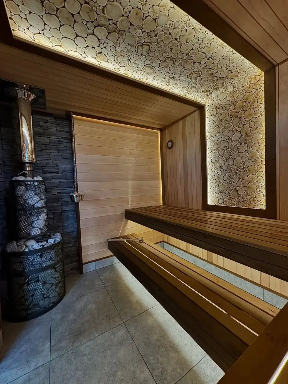 Уютный гостевой дом с баней и чаном для отдыха - Аренда недвижимости (Услуги) в Оренбург