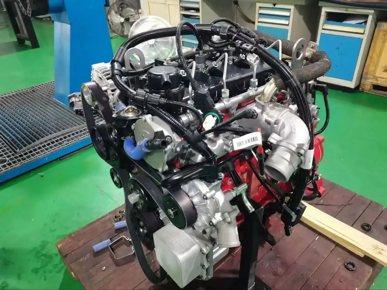 Двигатель для спецтехники Cummins isf2.8 - Двигатели (Авто) в Москва