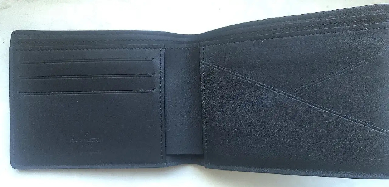 Louis Vuitton Multiple Taurillon оригинал - Барахолка в Москва