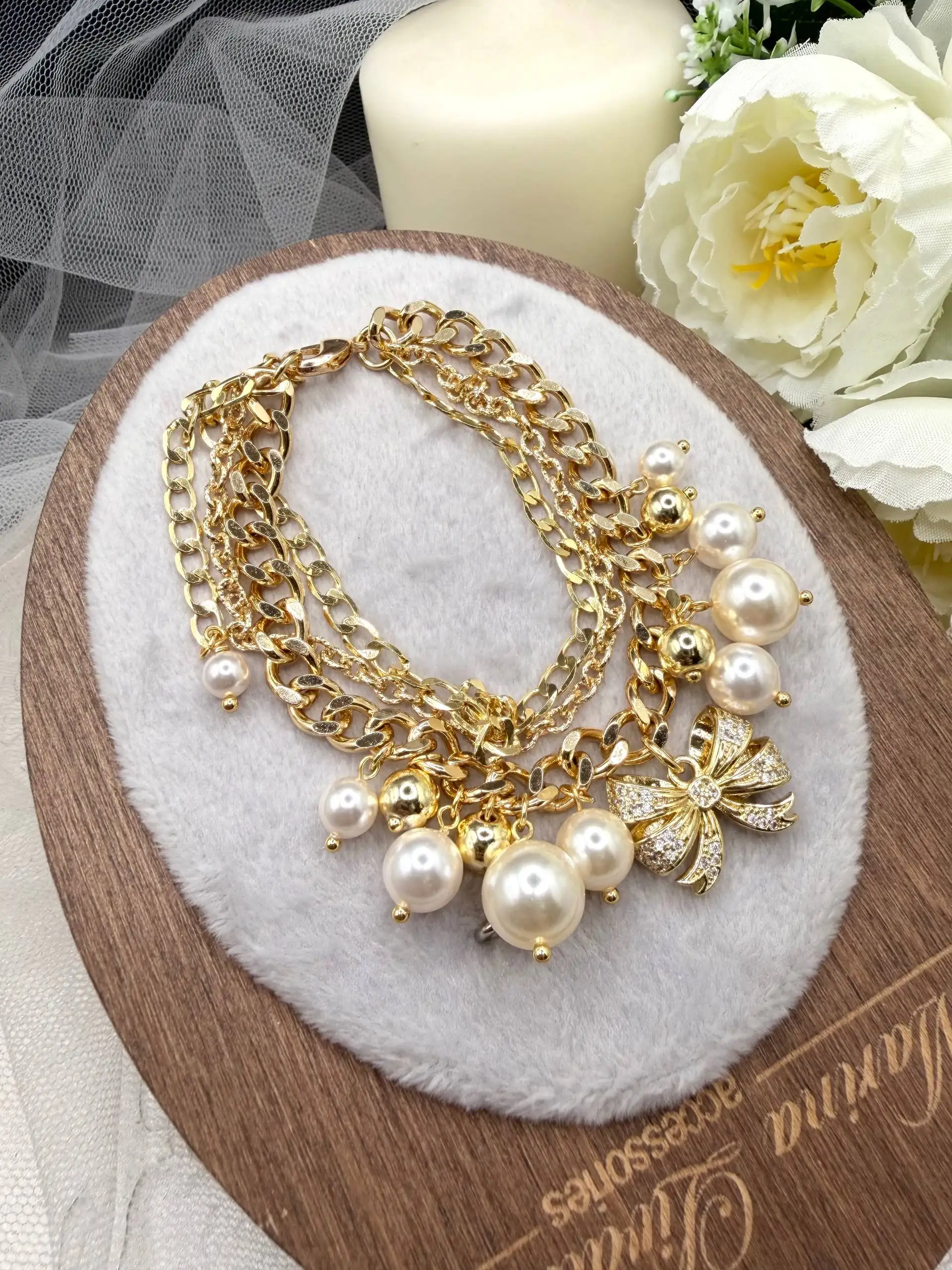 Браслет из цепочек с подвесками Swarovski и гематитом - Барахолка в Москва