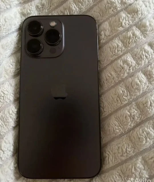 iPhone 13 Pro 128 ГБ, отличное состояние - Наушники и аудио в Москва