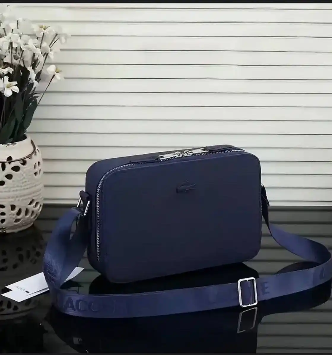 Продам сумку Lacoste