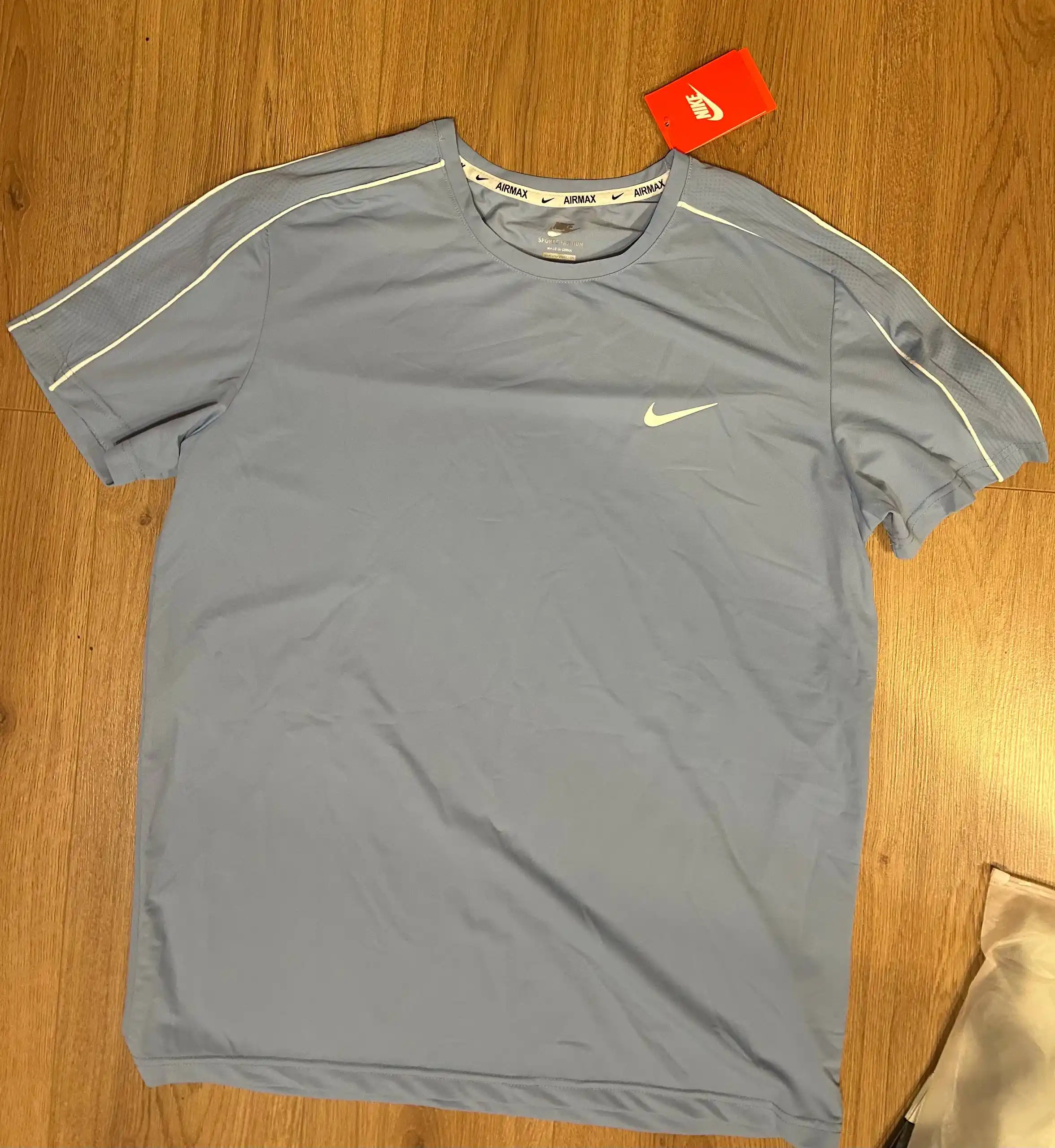 Реплика BaZaR