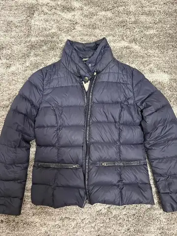 Натуральный итальянский пуховик размер 46 - Одежда в Москва