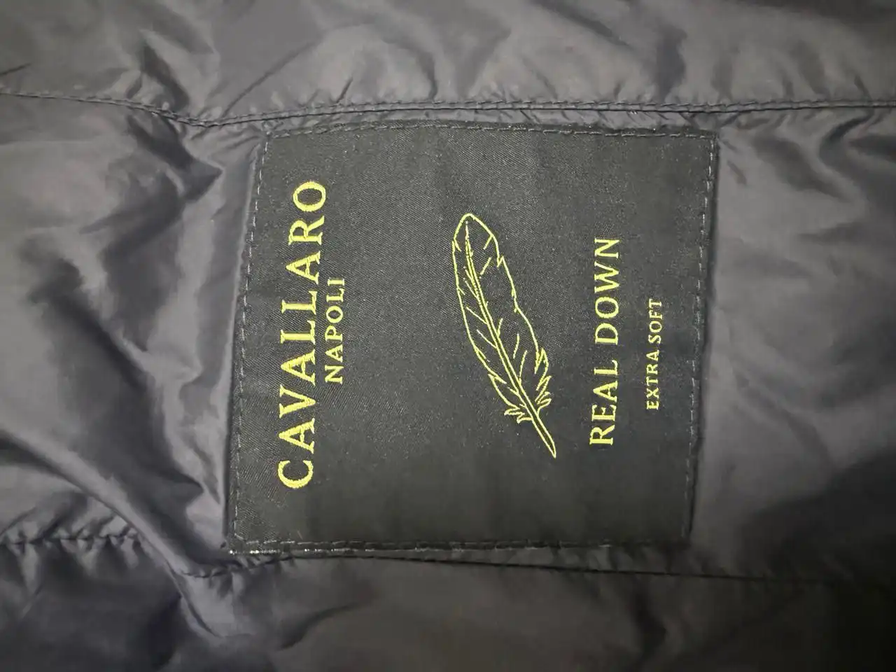 Натуральный итальянский пуховик размер 46