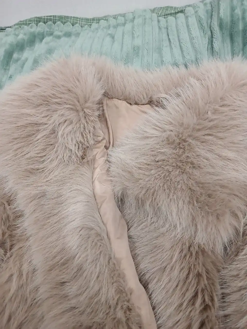 Шубка новая р 46-48