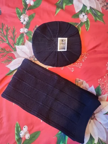 Новые вязаные берет и шарф - Одежда в Москва