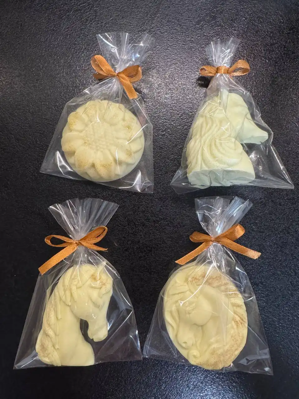 Мыло ручной работы из козьего молока