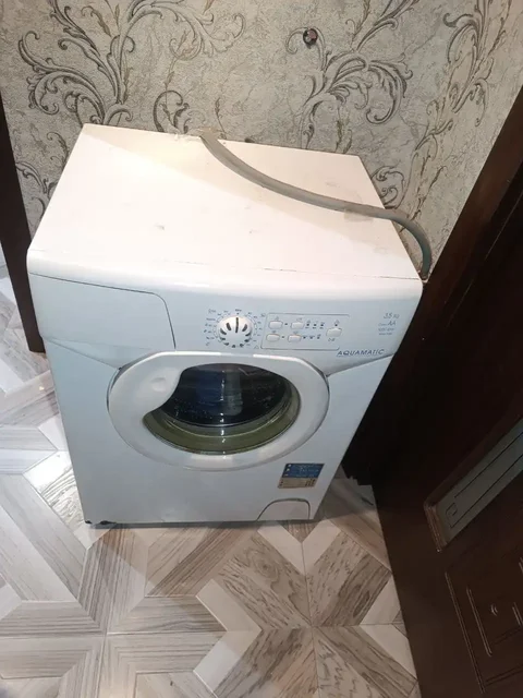 Стиральная машина 3,5 кг, 7 лет, в рабочем состоянии - Для дома и дачи в Москва