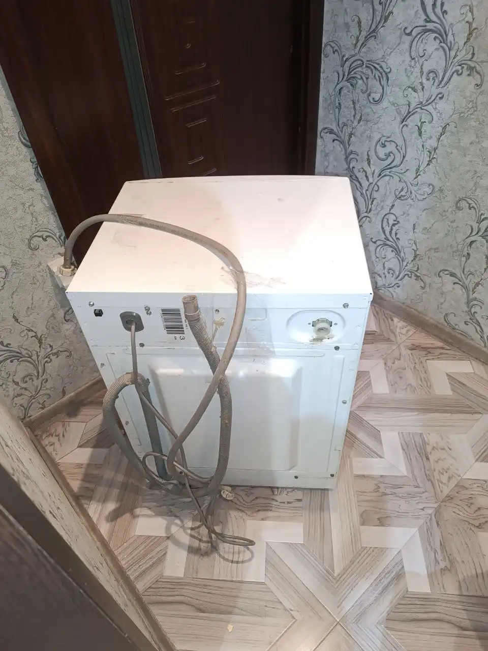 Стиральная машина 3,5 кг, 7 лет, в рабочем состоянии