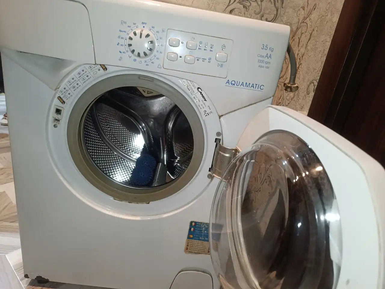 Стиральная машина 3,5 кг, 7 лет, в рабочем состоянии