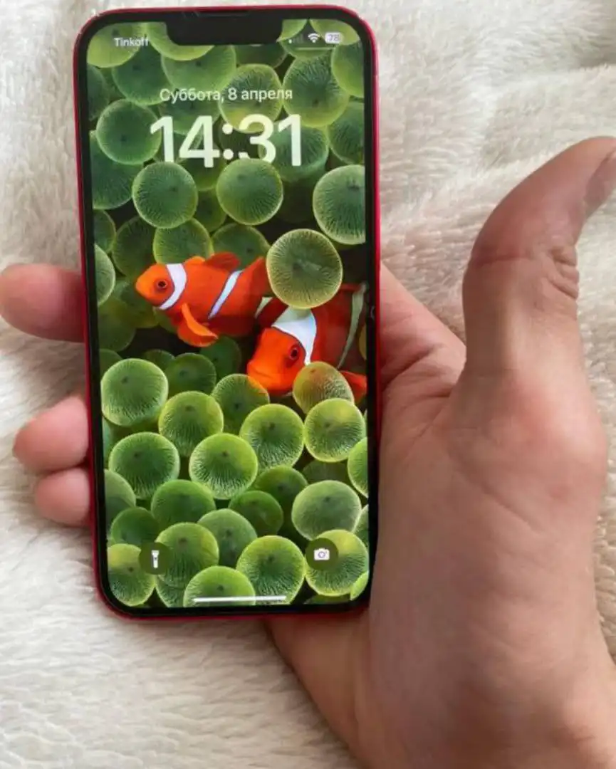 Продам iPhone 14