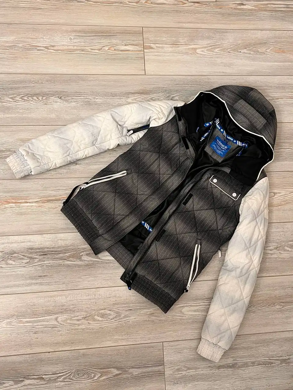 Куртка женская Adidas мембранная горнолыжная