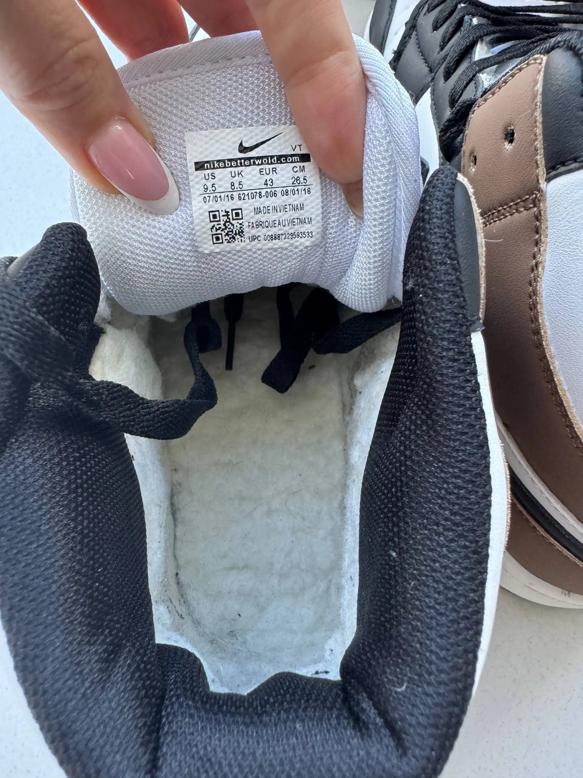 Кроссовки Nike Jordan зимние с мехом новые размер 43