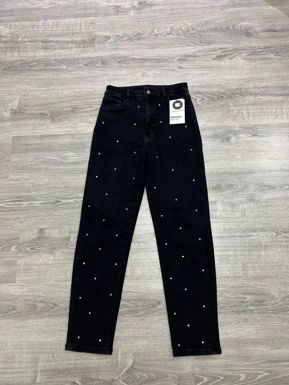 Джинсы Blesker с заклепками