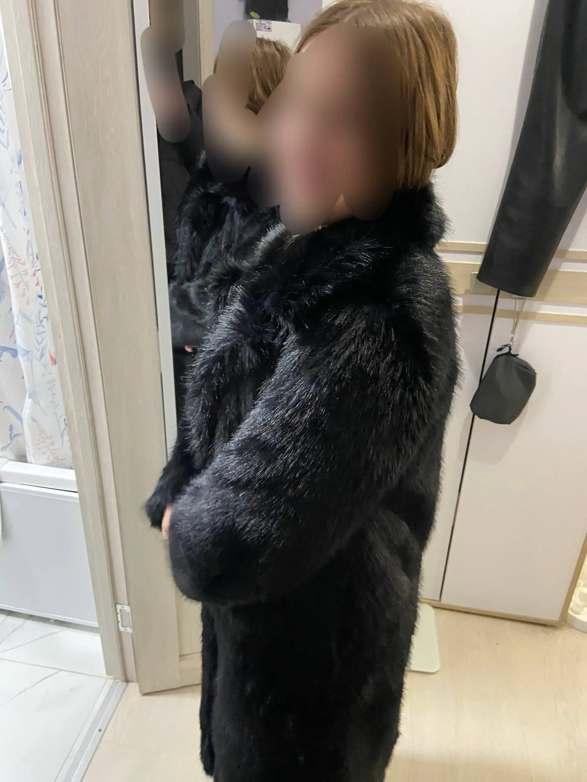 Продам новую шубу из искусственного и лисьего меха размер М