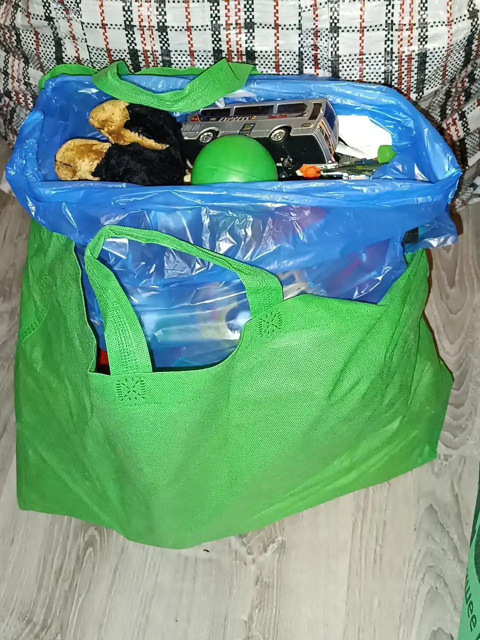 Пакет игрушек новых и б/у