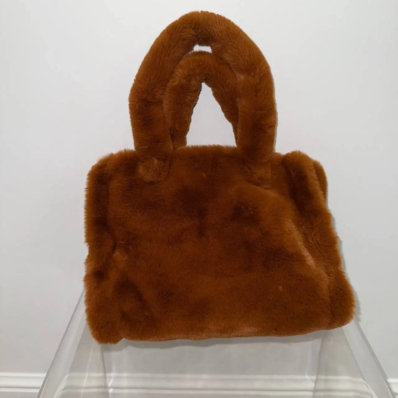 Оригинальная пушистая сумка Pinko Uniqueness