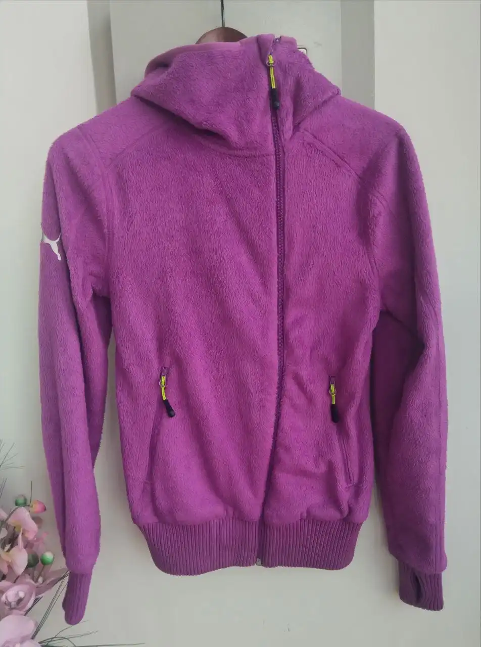 Зимний спорт, одежда размер 42, желтая Stella McCartney, новые луноходы