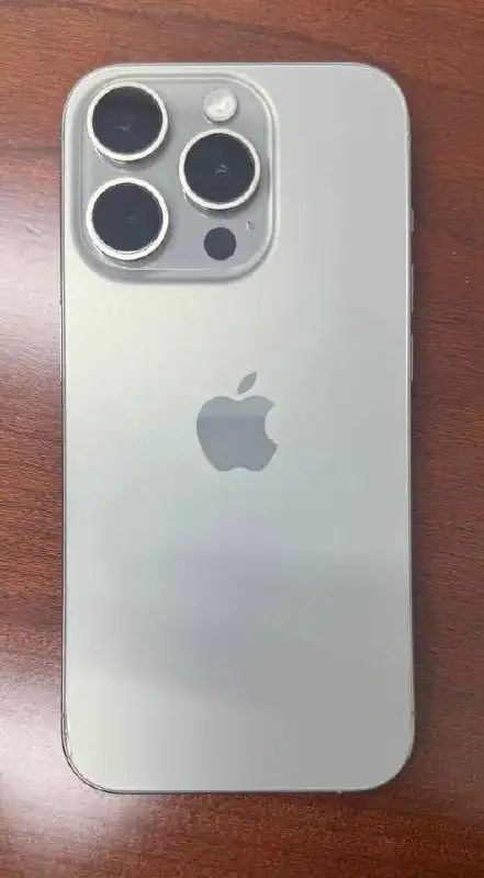 Продажа iPhone 15 Pro 128GB - Смартфоны и телефоны (Электроника) в Москва