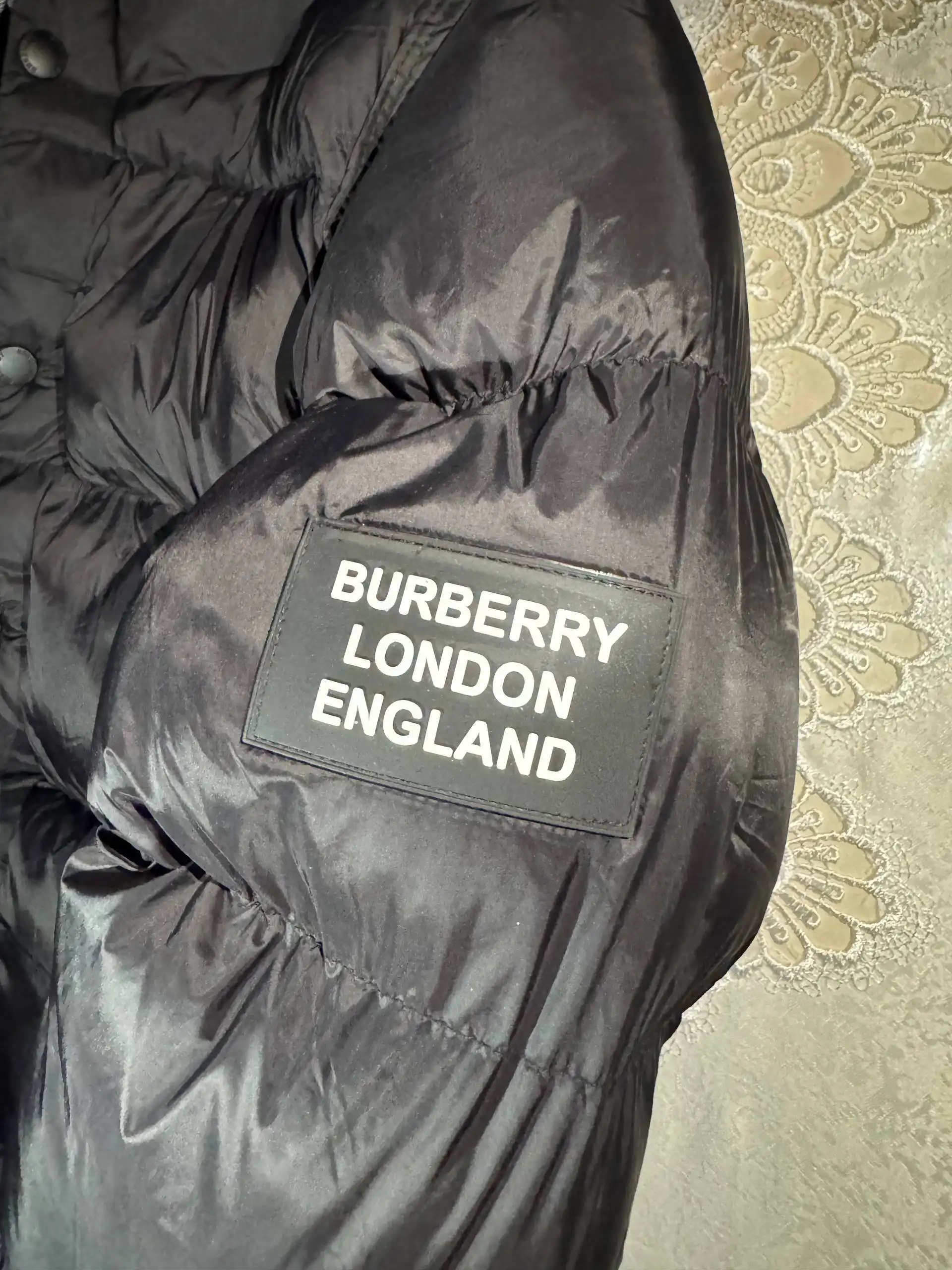 Продажа теплых пуховиков 2 в 1 (куртка+жилетка)