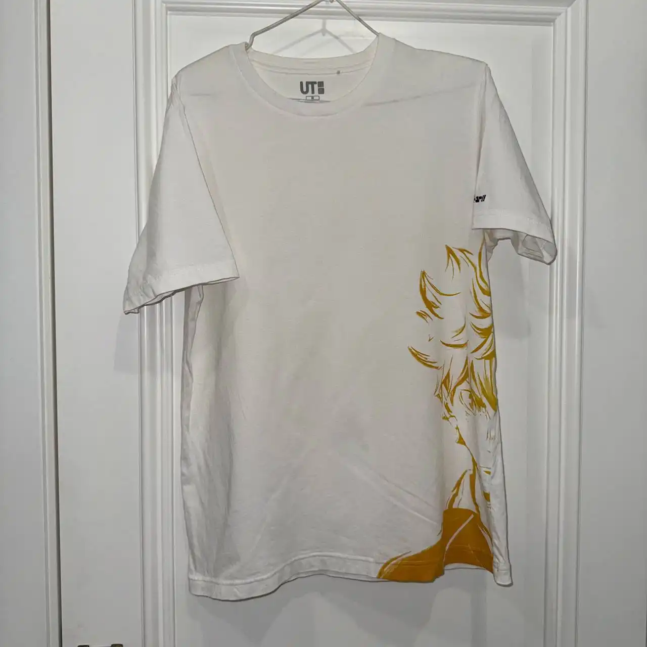 Футболка Uniqlo Haikyuu!! 2019 года, размер М - Футболки (Одежда) в Москва