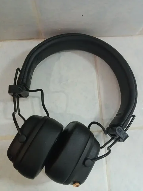 Продам наушники Marshall Major 5 - Ноутбуки в Москва