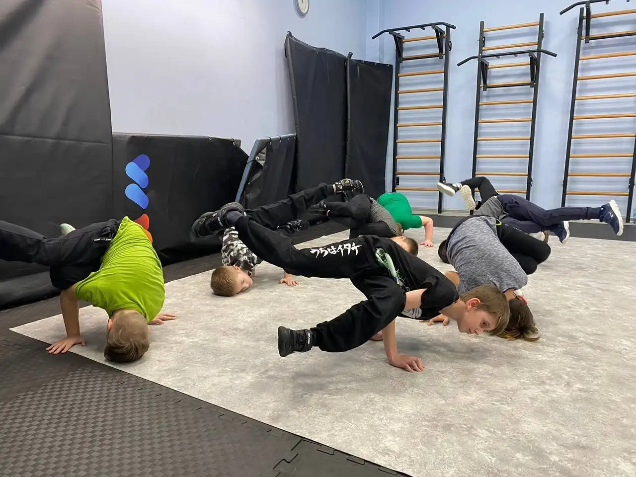 Набор в группу по танцам в Одинцово - Танцы (Хобби и отдых) в Одинцово