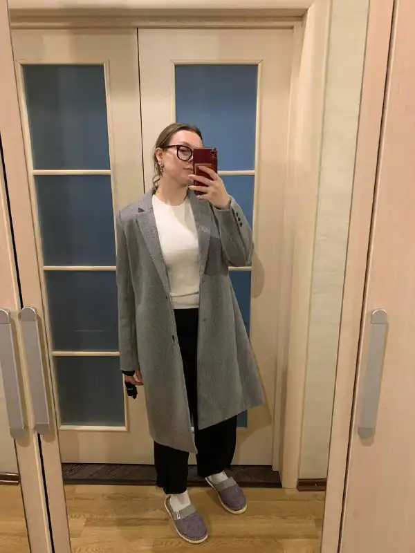 Пальто на весну-осень новое - Одежда (Барахолка) в Москва