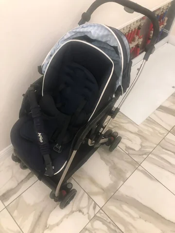 Продам коляску - Автолюльки в Москва