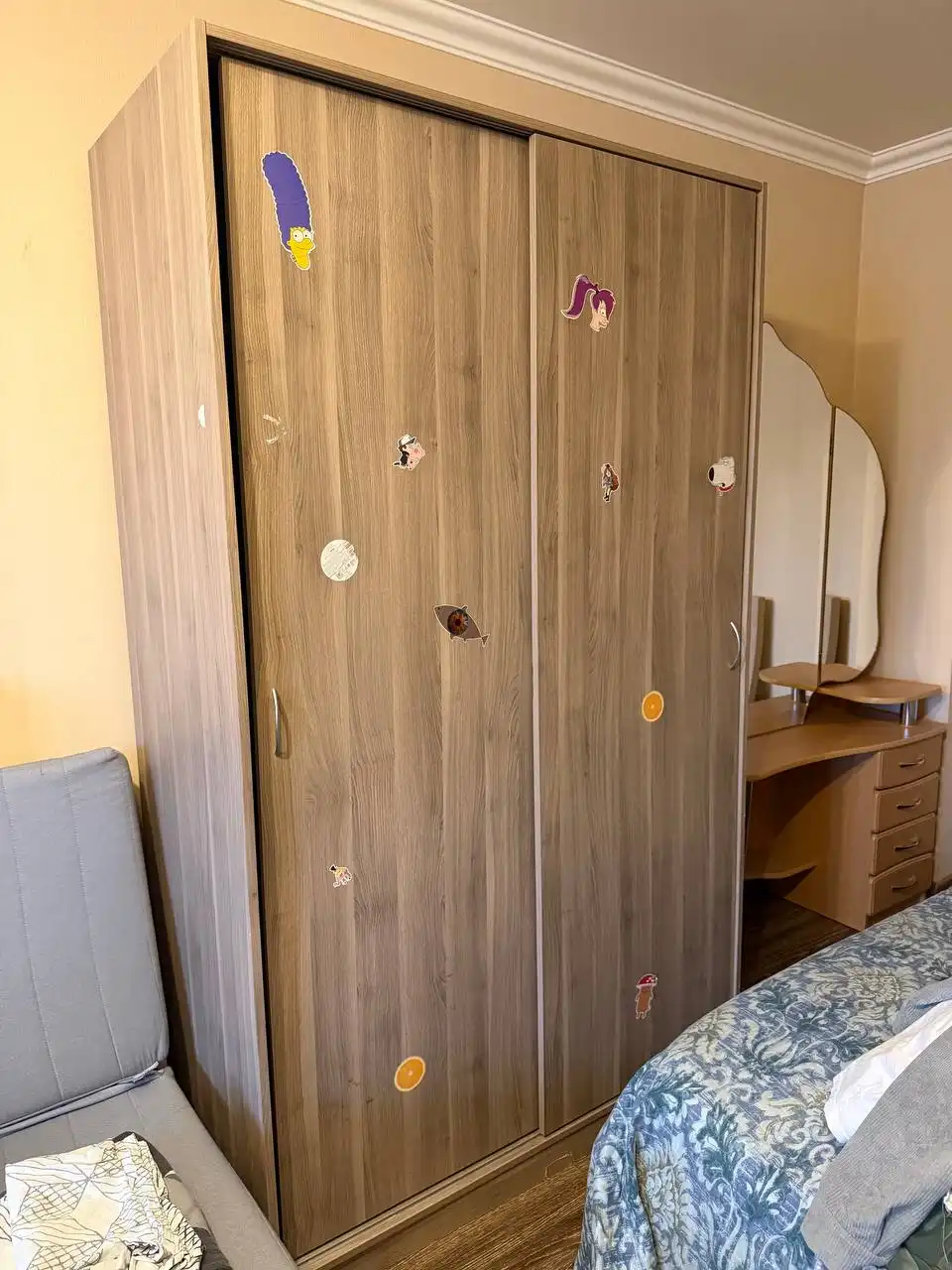 Продажа б/у мебели и техники - Барахолка в Москва