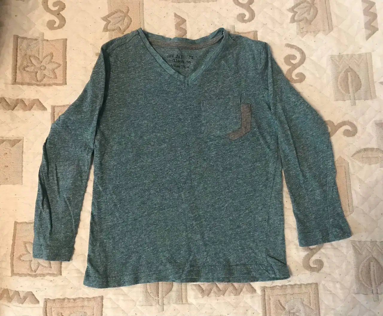 Кофточка детская размер 110-116 - Детская одежда (Одежда) в Москва