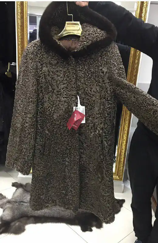 Продажа новых шуб из натурального меха - Верхняя одежда (Одежда) в Москва