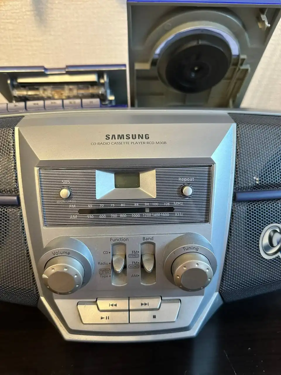 Продажа магнитофона Samsung RCD-M30B - Аудиотехника (Электроника) в Москва