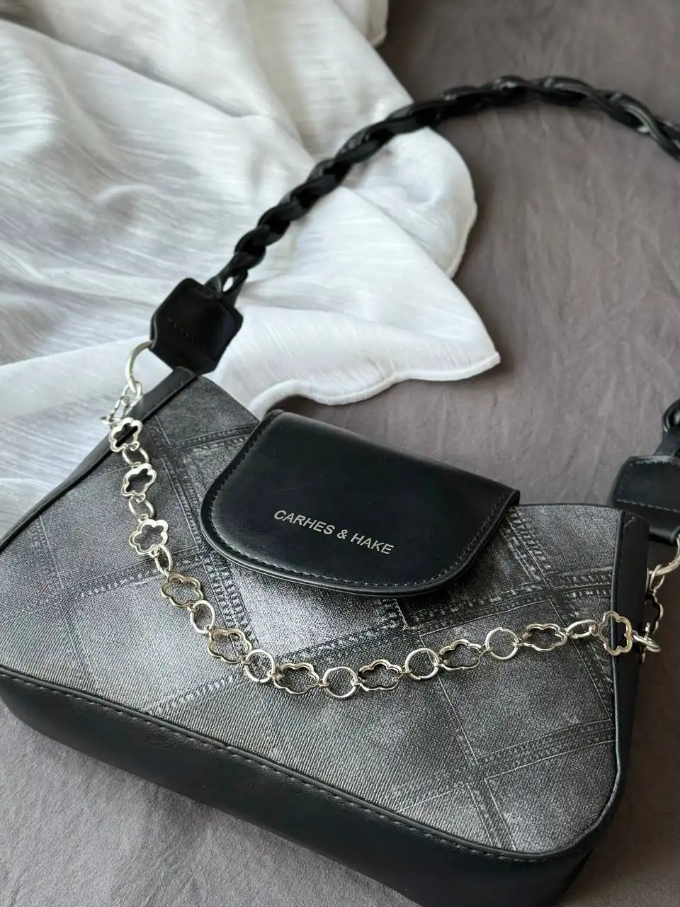 Женские сумки: шопер Deer, Marble белая, ридикюль - Барахолка в Москва