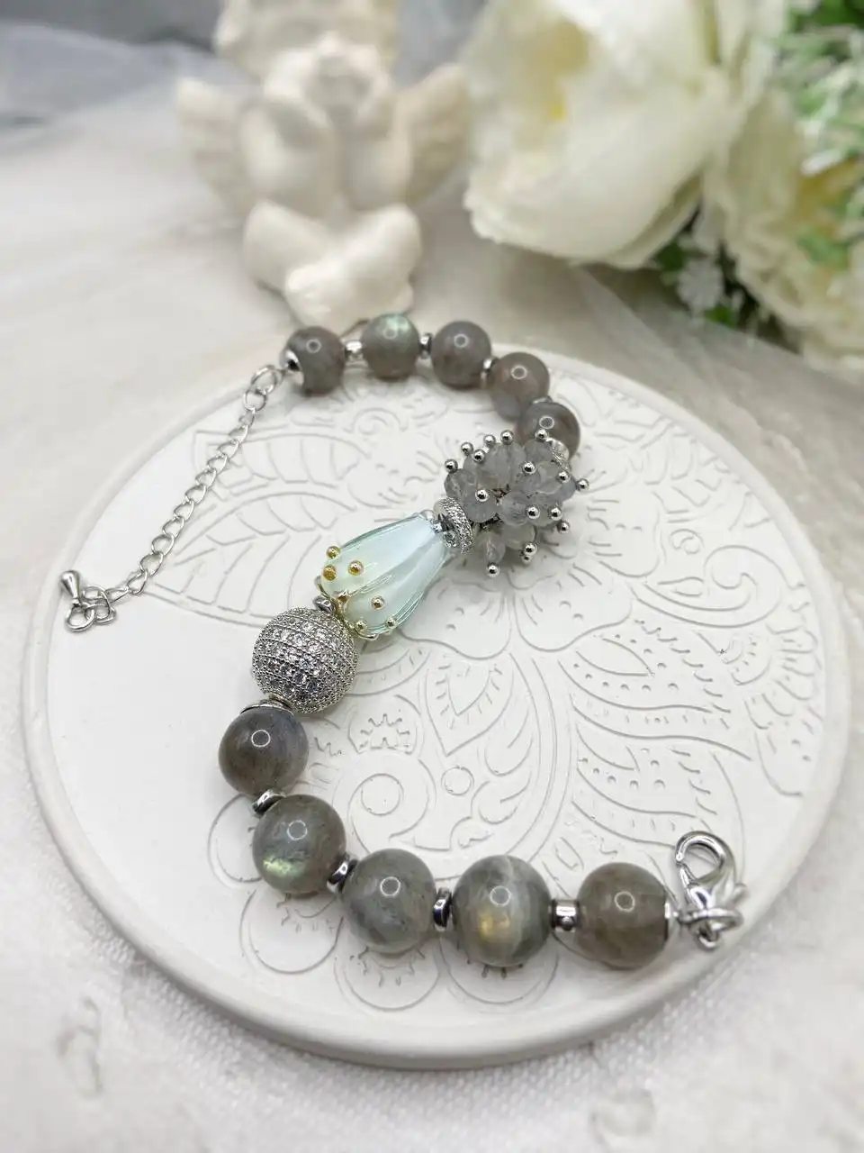 Асимметричный браслет из бусин мадагаскарского лабрадора - Украшения (Барахолка) в Москва