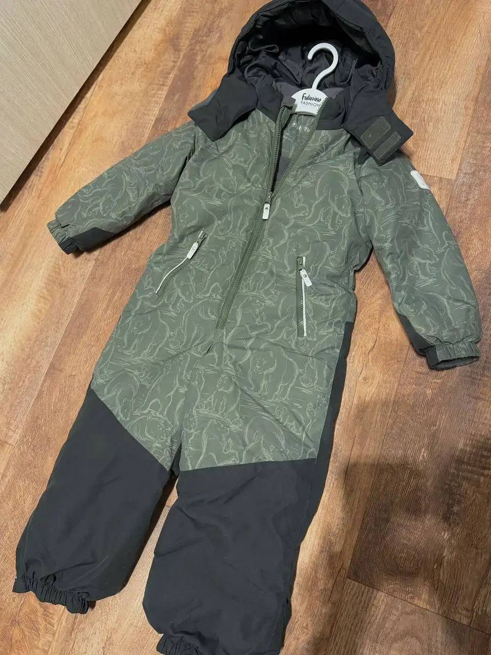 Зимний комбинезон на мальчика рост 110 - Одежда (Товары для детей) в Москва