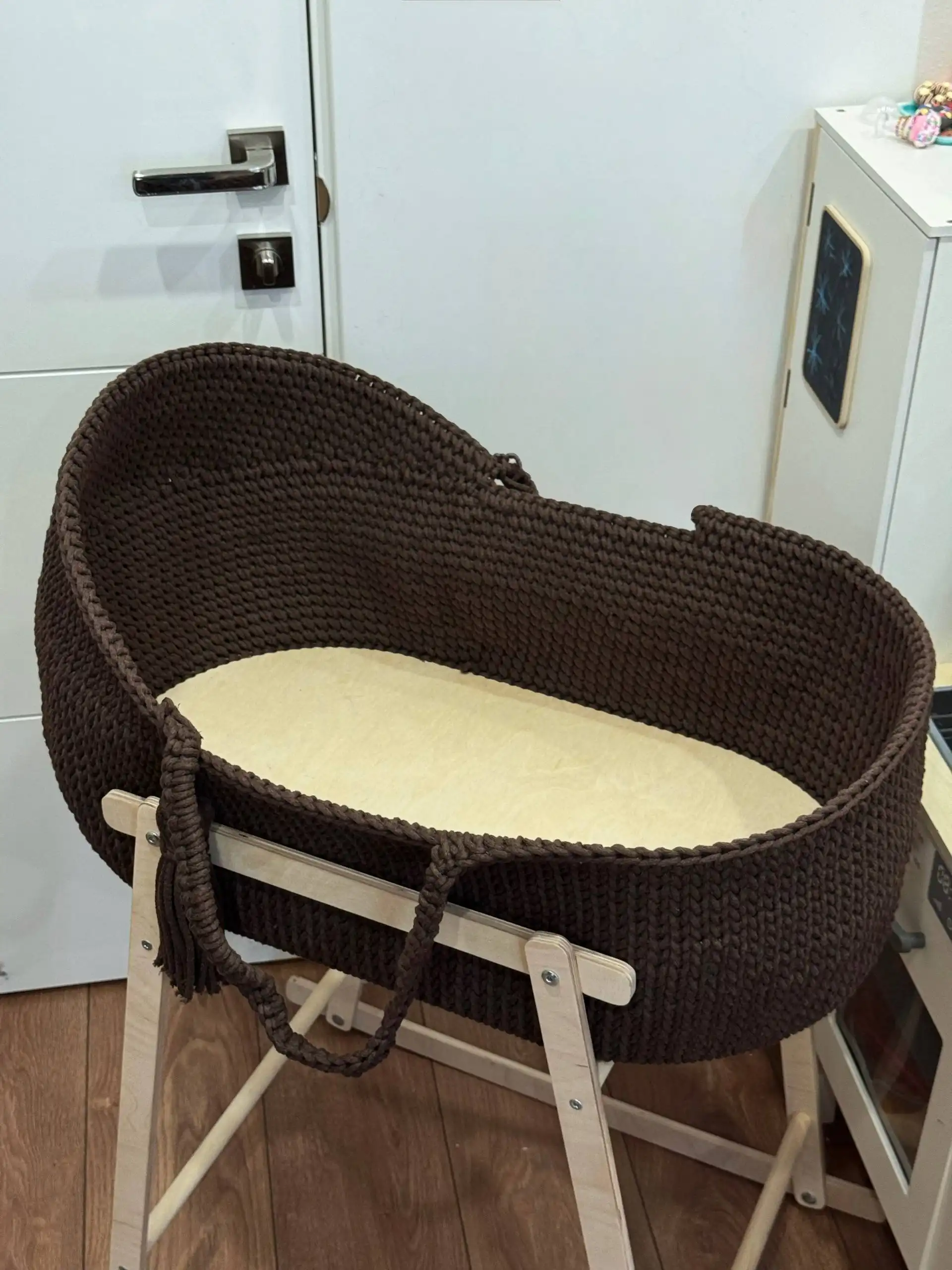 Люлька для новорожденного новая шоколадного цвета - Люльки/коляски (Товары для детей) в Москва