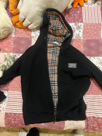 Обмен худи Burberry размер M - Еда и напитки в Москва