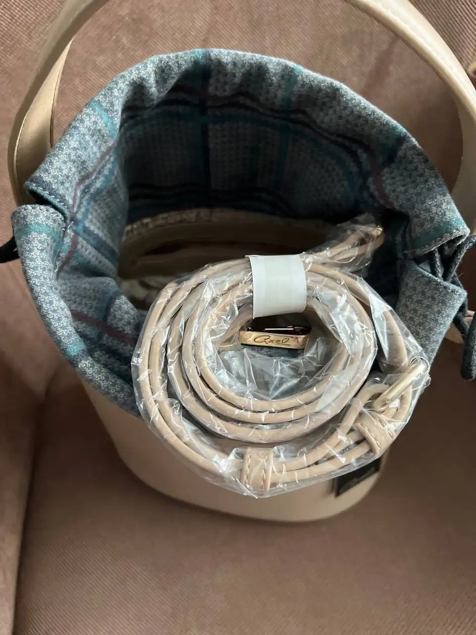 Сумка-ведерко Axel нюд - Барахолка в Зеленоград