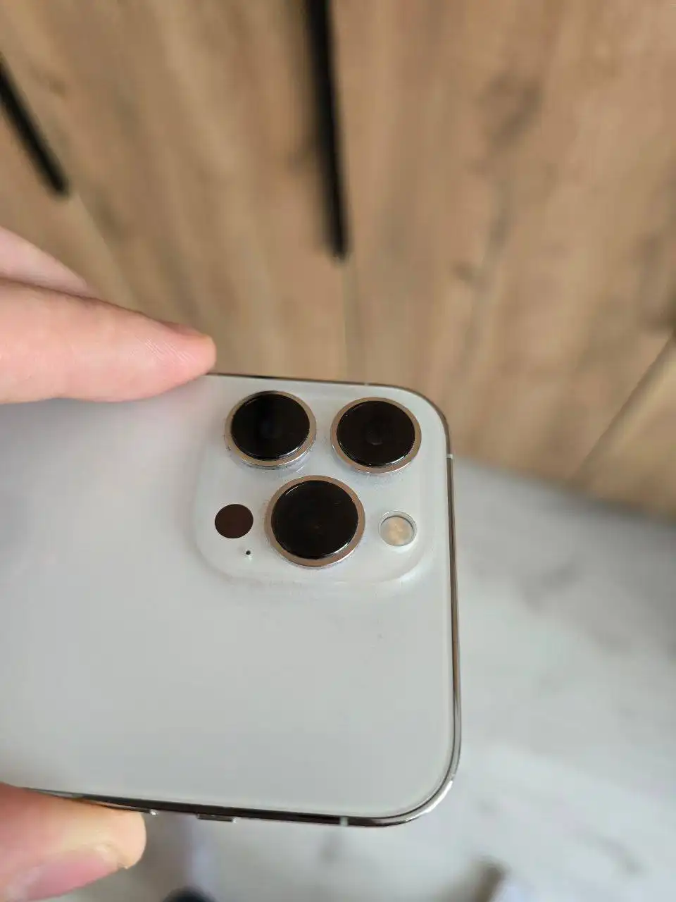 iPhone 13 Pro в идеальном состоянии - Смартфоны (Электроника) в Москва