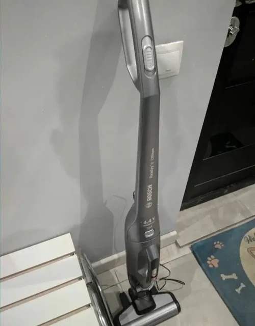 Продам ручной пылесос Bosch Readyy'y Lithium BBHL21435 - Товары для животных в Красногорск