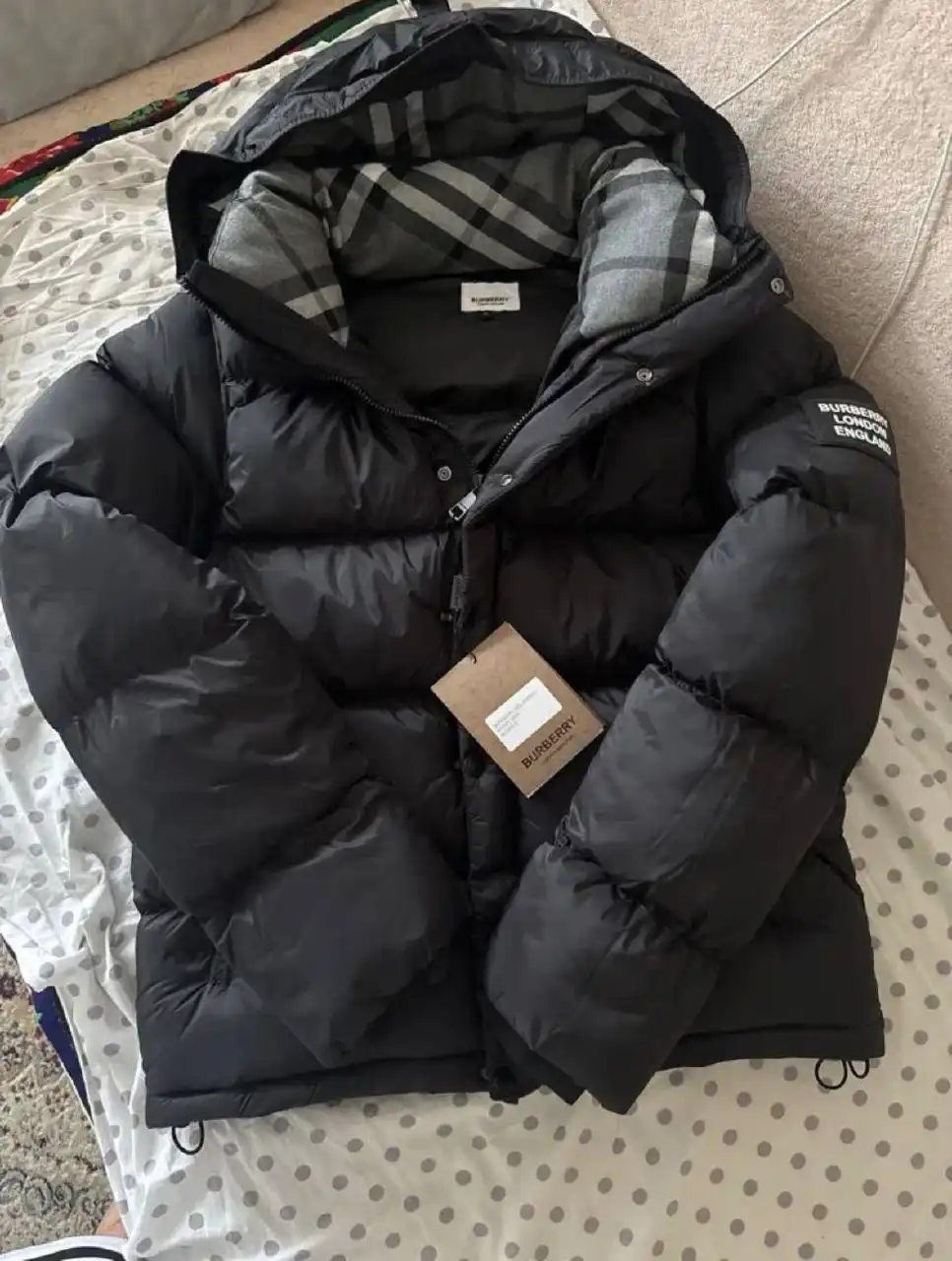 Продажа пуховиков 2 в 1 (куртка+жилетка) - Верхняя одежда (Одежда) в Москва